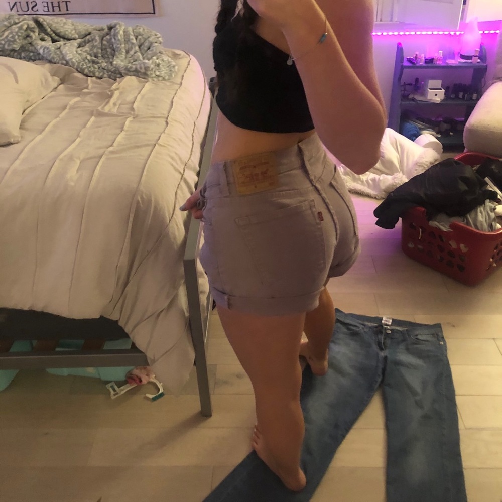Purple Levi’s 555 shorts